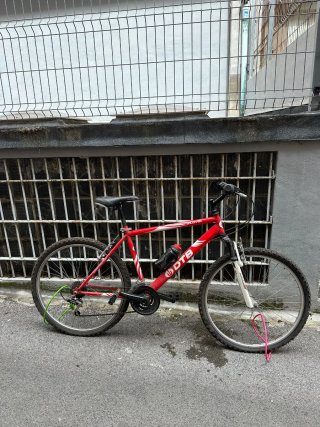 Bicicleta DTB Roja Casi Nueva