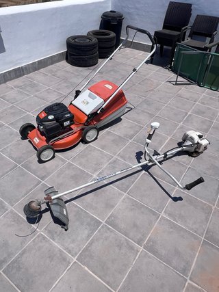 Cortacésped Gasolina STIHL RM 248.1 y desbrozadora