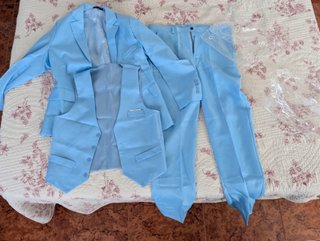Traje azul de 3 piezas