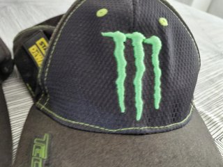 3 Gorras Moto GP Monster y Valentino Rossi 46