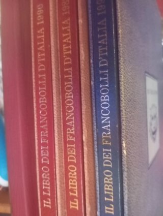 Libro francobolli d'Italia 1990