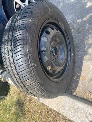 Rueda Goodyear 195/65 R15