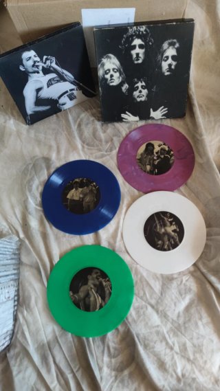 "QUEEN" vintage box interviews 7"