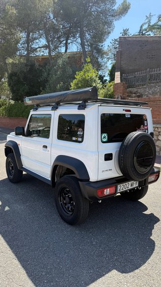 Suzuki Jimny 2023