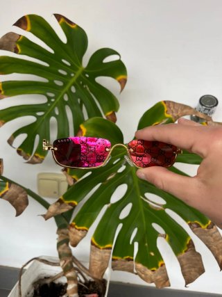 Gafas de Sol Gucci Doradas y Rosas