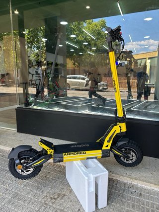Patinete Eléctrico ECOXTREM ARMORED 2000W