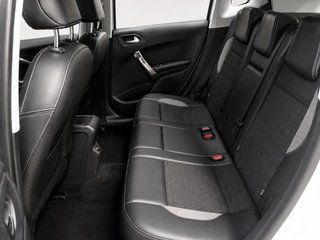 Peugeot 2008 PureTech 130 S&S Allure 96 kW (130 CV)