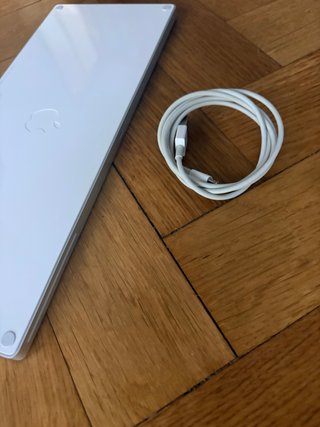 Teclado Apple Portugués QWERTY Plata