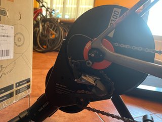 Rodillo Van Rysel D100 Zwift