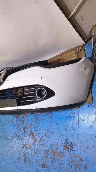 PARAGOLPES DELANTERO Renault Clio IV (2012->)