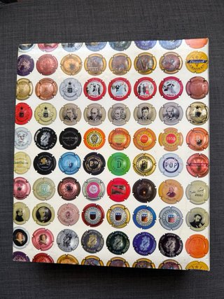 Colección muy exclusiva de chapas champagne