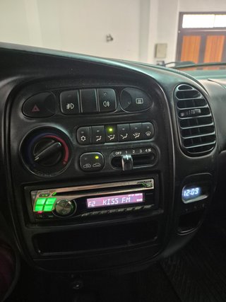 Hyundai H-1 2002
