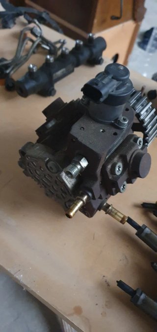 Bomba Inyectora Bosch 0445010102 PSA 1.4 HDI