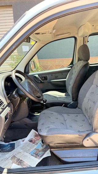 Peugeot Partner 2002