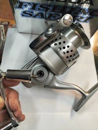 Carrete de pesca- DE ATUN