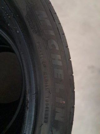 4 Neumáticos Michelin Primacy 215/45 R18 93V