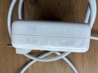 Cargador Apple 140W USB-C Nuevo