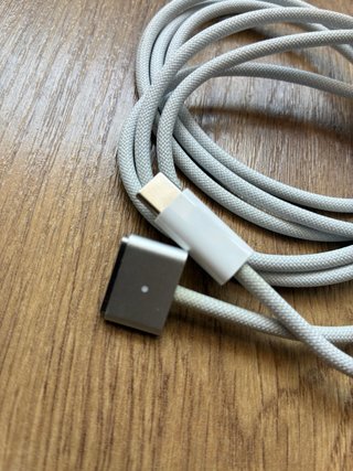 Cargador Apple 140W USB-C Nuevo