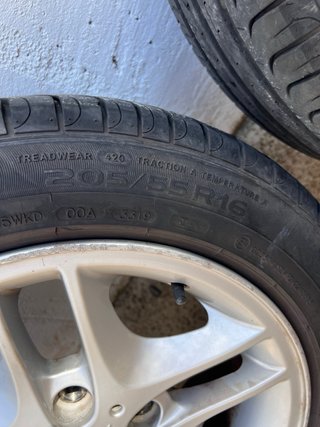 Llantas BMW 16” con neumáticos 205/55 R