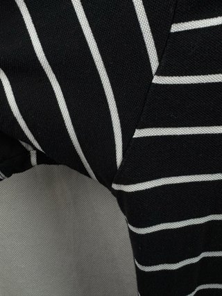 Polo Lacoste Rayas Negro y Blanco Talla L