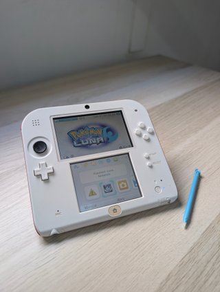 COMPLETA!! NINTENDO 2DS + ACCESORIOS
