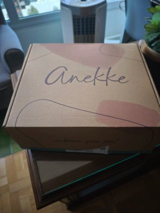 Sandalias Anekke con etiqueta