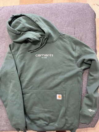 Sudadera Carhartt verde con logo