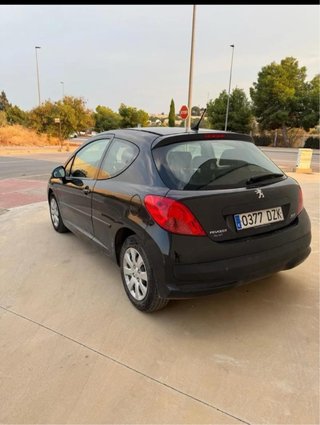 Peugeot 207 2006