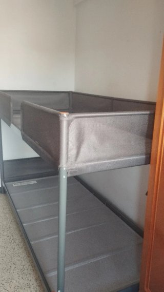 Litera gris oscuro