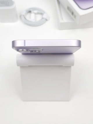 iPhone 14 Plus Lila