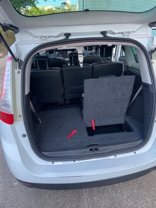 Scenic 1.6dCi 130CV 2014 7 plazas 🟡B