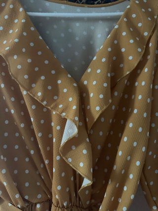 Vestido amarillo lunares manga larga