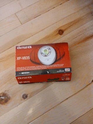 Reproductor CD Aiwa Portátil Plata