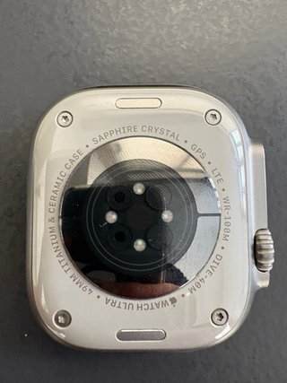 Apple Watch Ultra 49mm GPS + LTE Gris