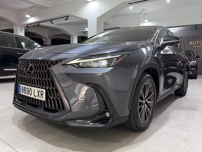 Lexus NX 450h+ EXECUTIVE AWD - foto 1