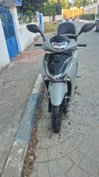 Honda SH 125 2019 Scooter Gris
