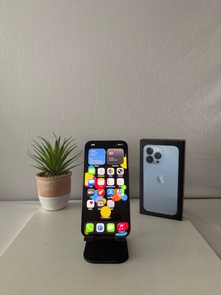 iPhone 13 Pro 256GB (Batería 100%) IMPOLUTO!!