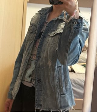 Chaqueta vaquera Hollister con pintura