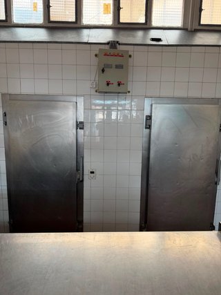 Carniceria Halal y Pescaderia Traspaso
