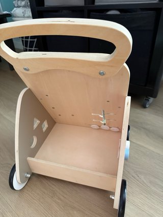 Caminador infantil madera con juegos