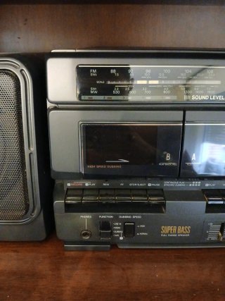 Radio Casete Sanyo Super Bass