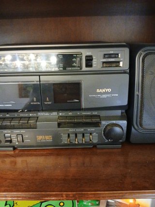 Radio Casete Sanyo Super Bass