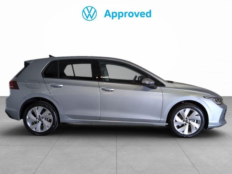 Volkswagen Golf 2025, foto 3