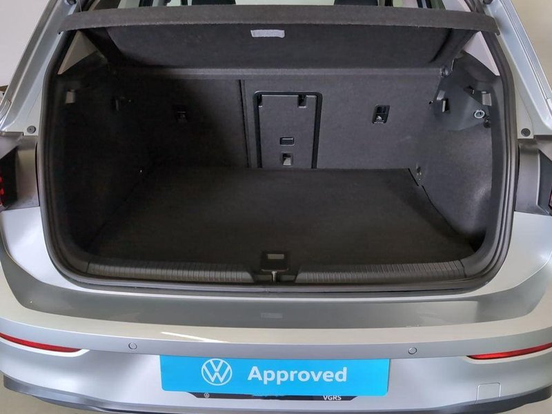 Volkswagen Golf 2025, foto 7