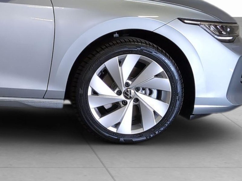 Volkswagen Golf 2025, foto 8