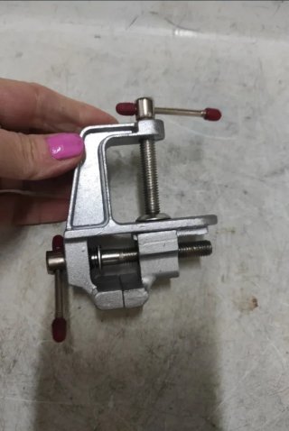 Tornillo de banco pequeño