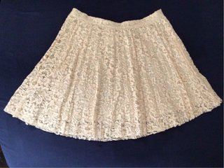 Pinko, gonna pizzo rosa-beige plissé tg. 38