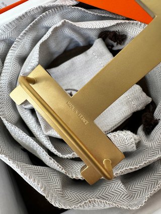 Hermes Marrón  dorado