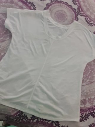 Camiseta deportiva PUMA blanca
