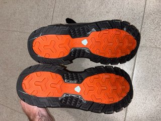 Botas de Nieve Quechua Negras y Naranja